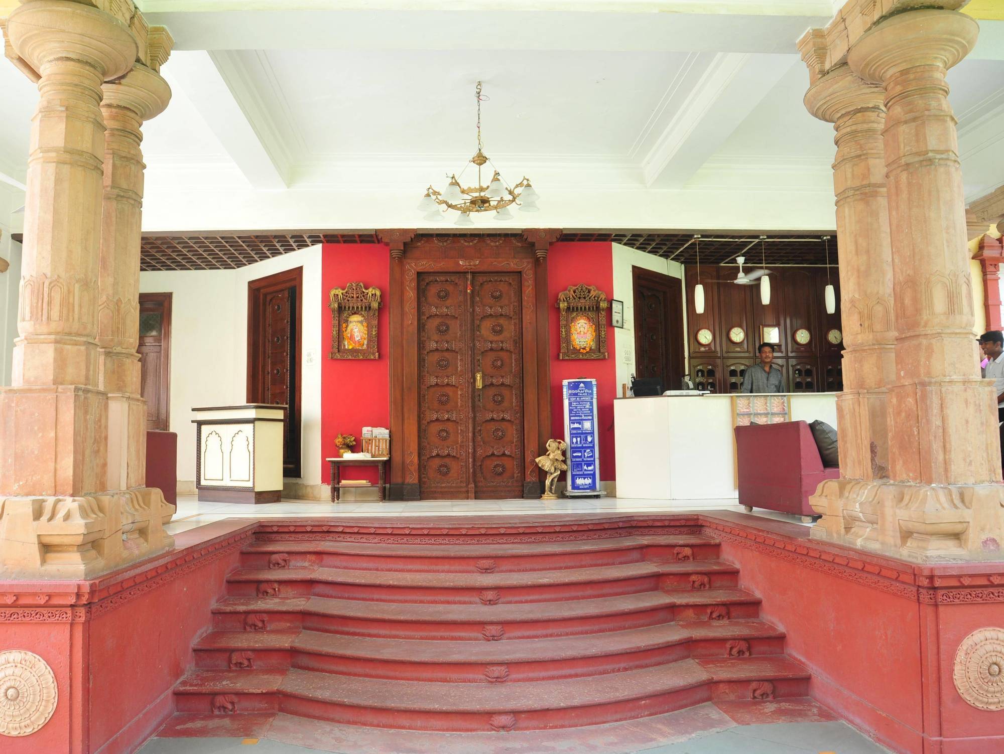 Hotel Siddhartha Palace Ahmedabad Buitenkant foto