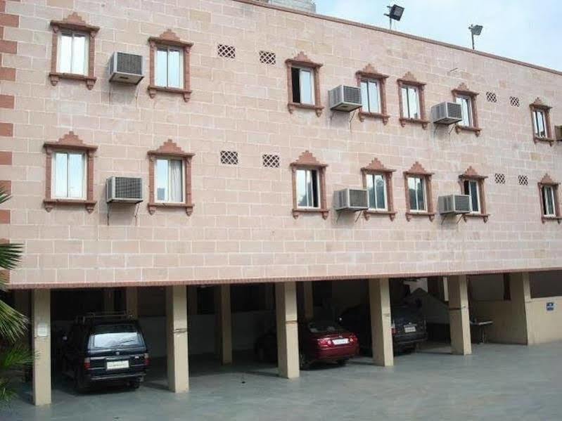 Hotel Siddhartha Palace Ahmedabad Buitenkant foto